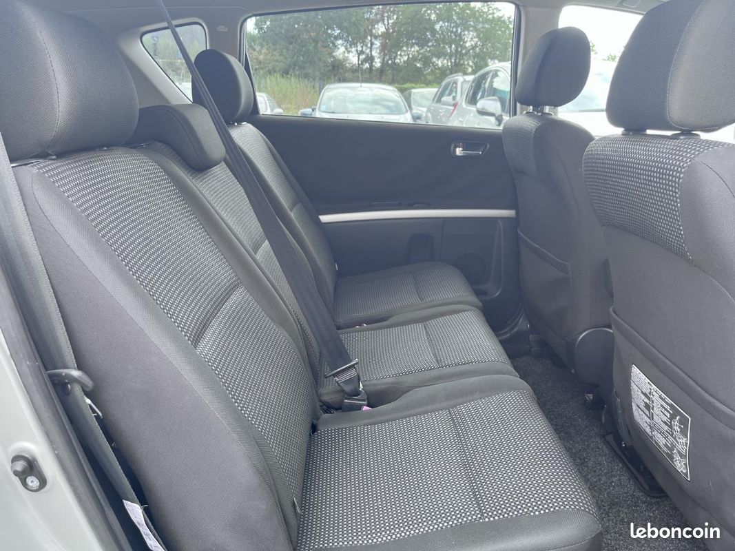 TOYOTA COROLLA VERSO 7 PLACES 177 D-4D Clean CHAINE DE DISTRIBUTION (image 20)