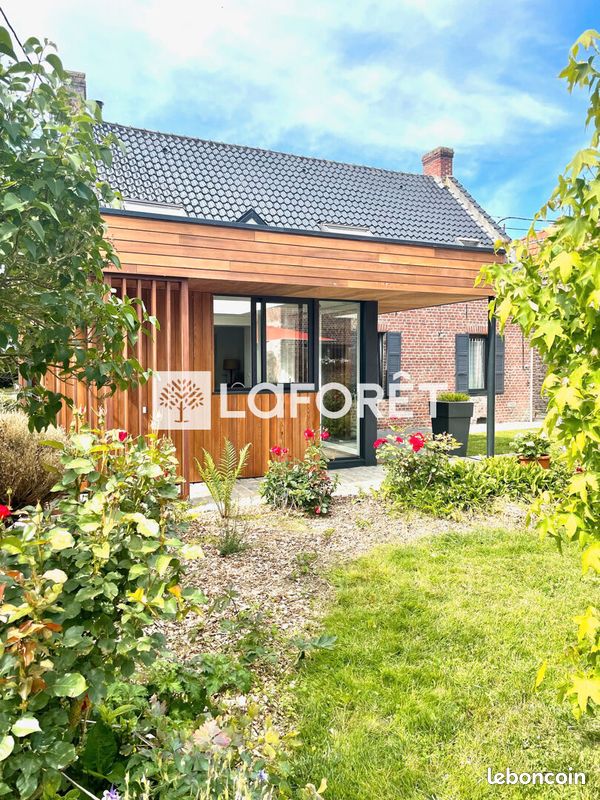 Maison 6 pièces 170 m² · à Saméon · 170 m² · 389 000 €