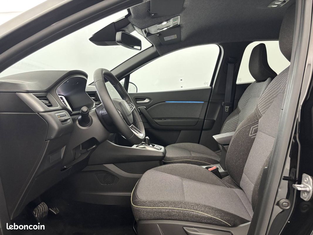 RENAULT Captur E-Tech full hybrid 160 ch Techno (image 9)