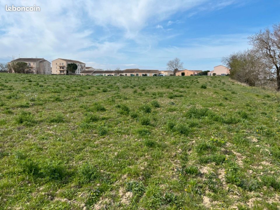 Terrain 570 m² · à Carcassonne · 77 900 €