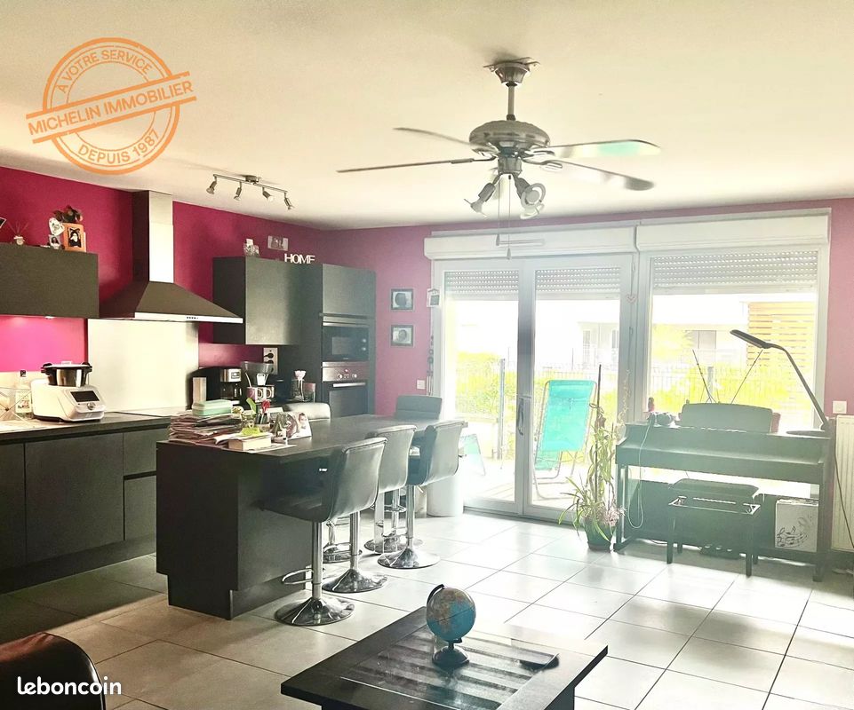 Appartement 4 pièces 82 m² · à Bron · 82 m² · 269 000 €