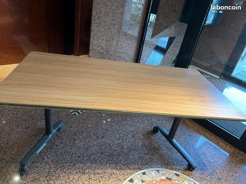 Table pliable 1,60 m x 80 cm Hateur 76 cm (image 2)