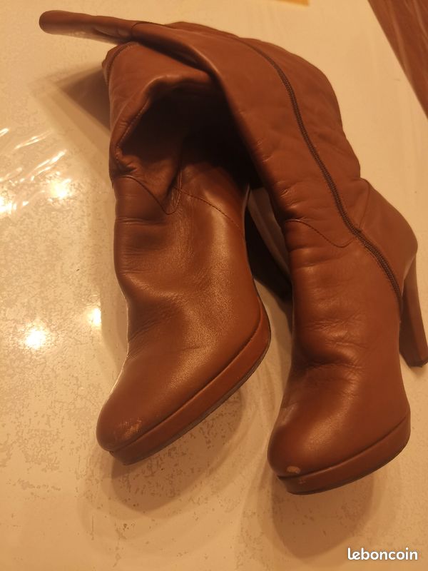 Bottes à talons caramel (image 3)
