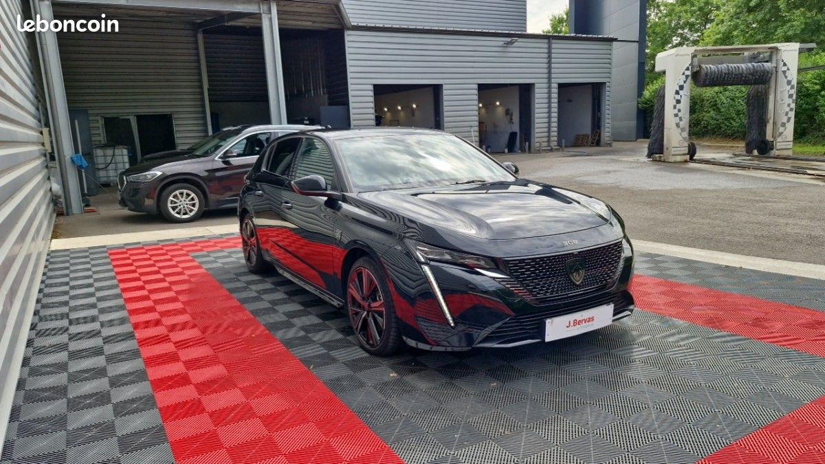 Peugeot 308 PHEV 225 E-EAT8 GT (image 3)