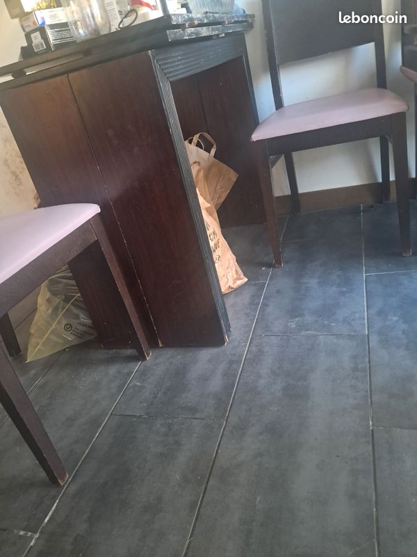 Table à manger Et chaise (image 1)