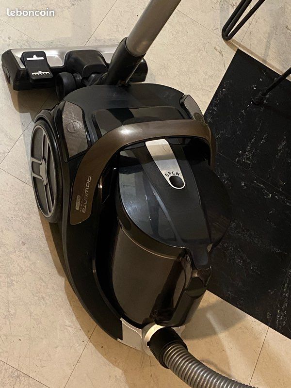 Aspirateur sans sac Rowenta Green Force Cyclonic Électroménager