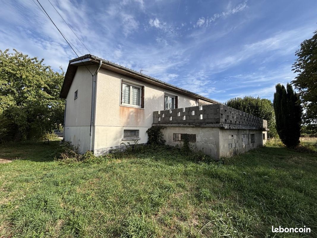 Maison 5 pièces 101 m² · à Vaux-en-Bugey · 101 m² · 229 000 €