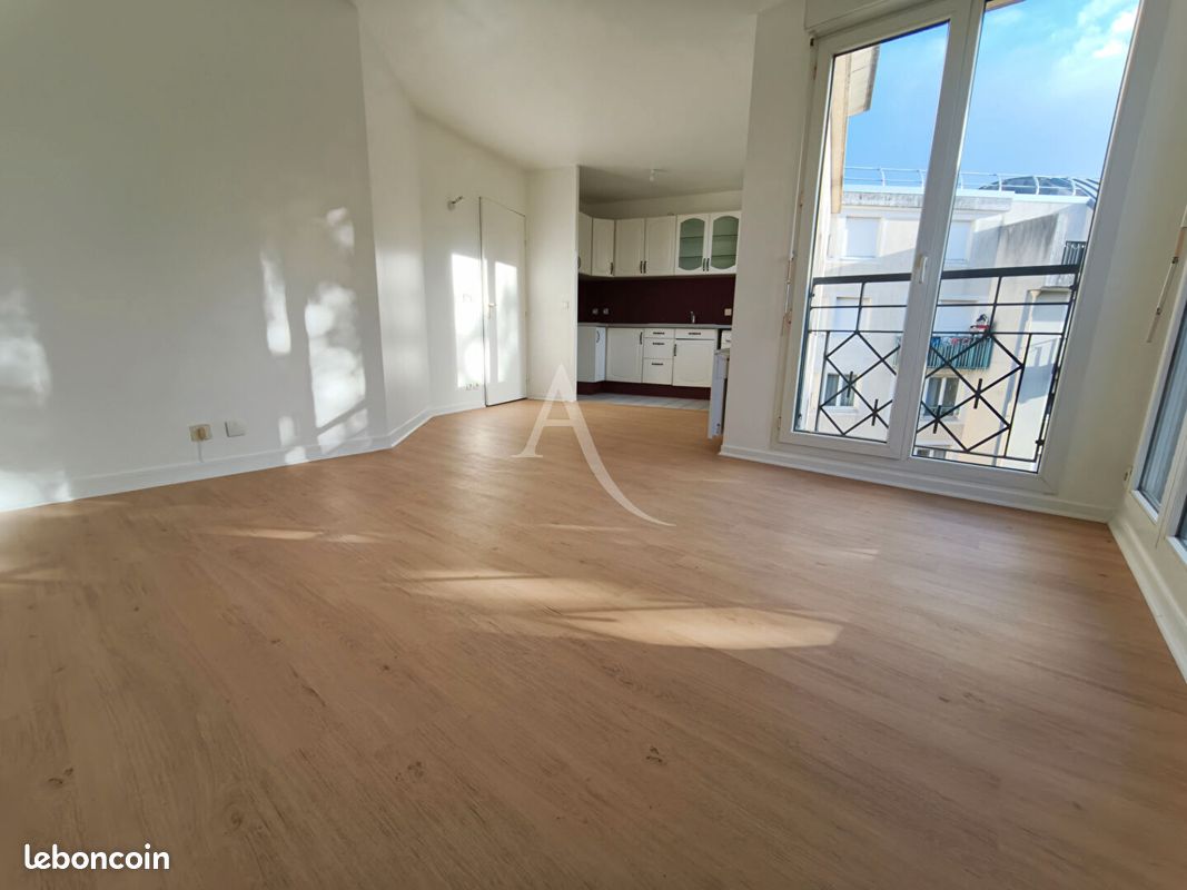 Appartement 1 pièce 29 m² · à Cergy · 29 m² · 680 €/mois
