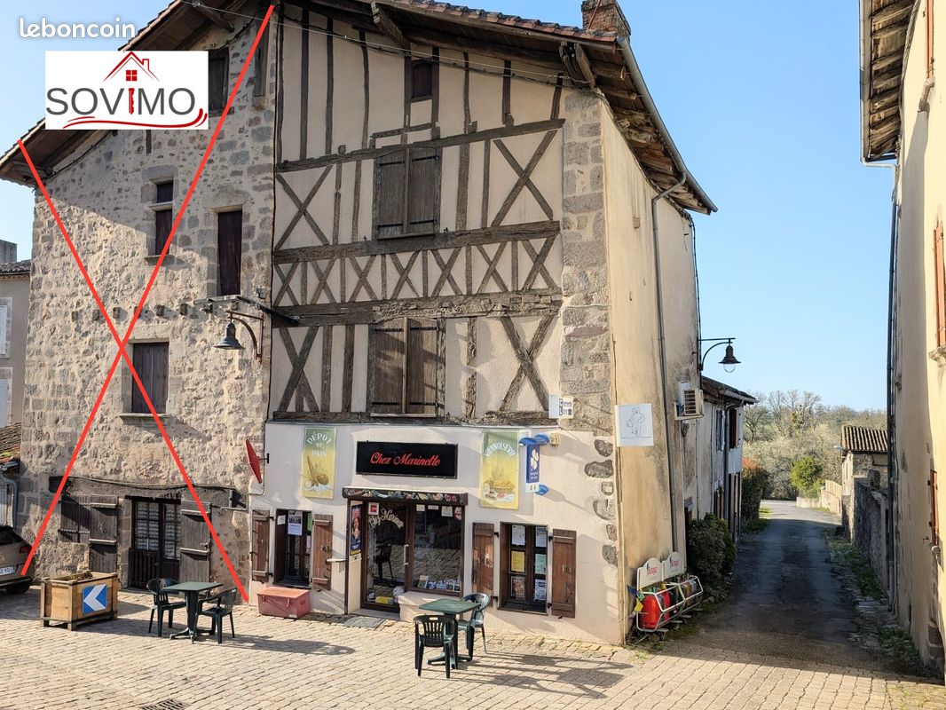 Immeuble 8 pièces 200 m² · à Lesterps · 200 m² · 93 500 €