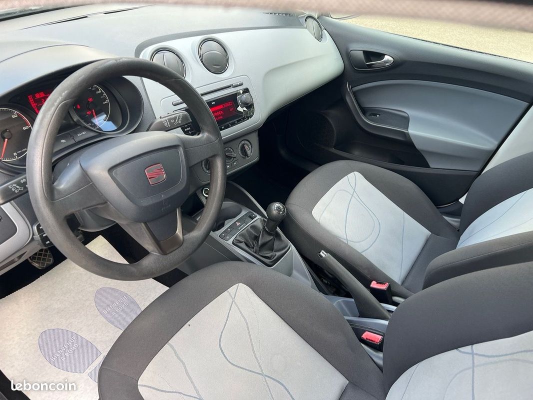 Seat IBIZA 1.2 TDI 75 STYLE 5P (image 6)