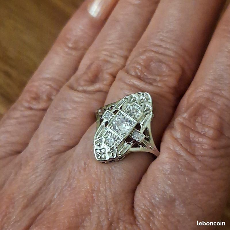 ANCIENNE BAGUE ÉTHIQUE En Argent Et Agate Verte Chaton Formant Une Boîte / TD 54 EUR 69,90