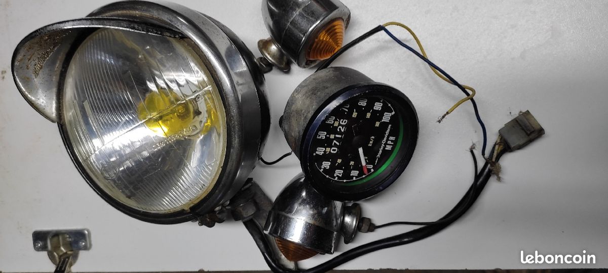 Vend Accessoires moto (image 1)