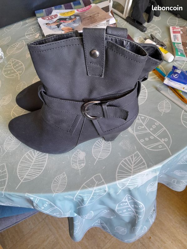 Bottillons et chaussures à vendre (image 2)