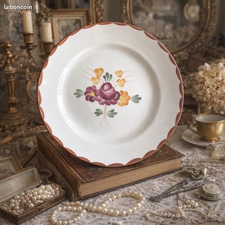 Paire D’assiettes En Faïence Choisy Le Roi – Motifs Maisons Au Bord De L’eau (occasion)
