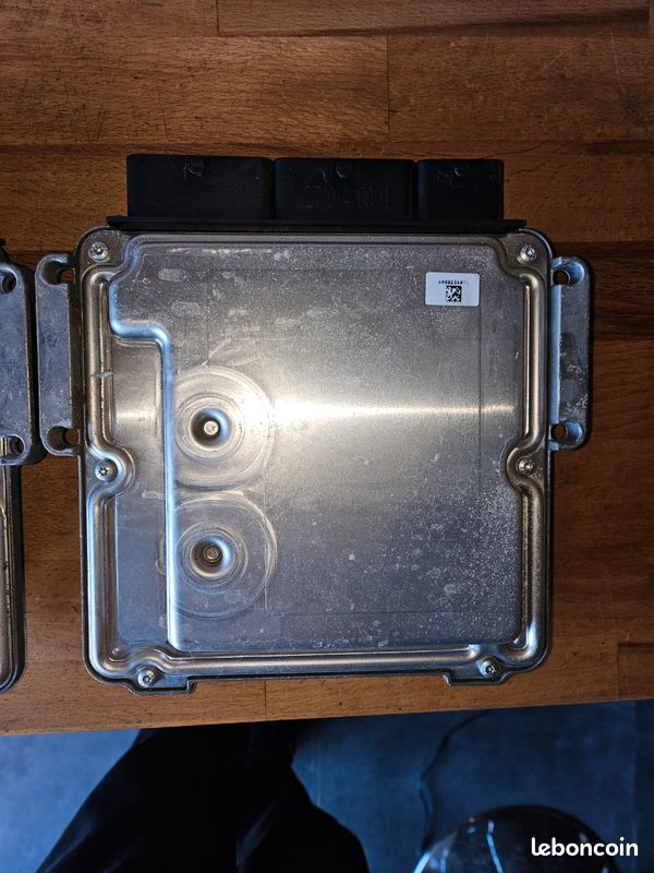 Calculateur moteur renault clio 4 dci bosch ref: 0281030439 (image 2)