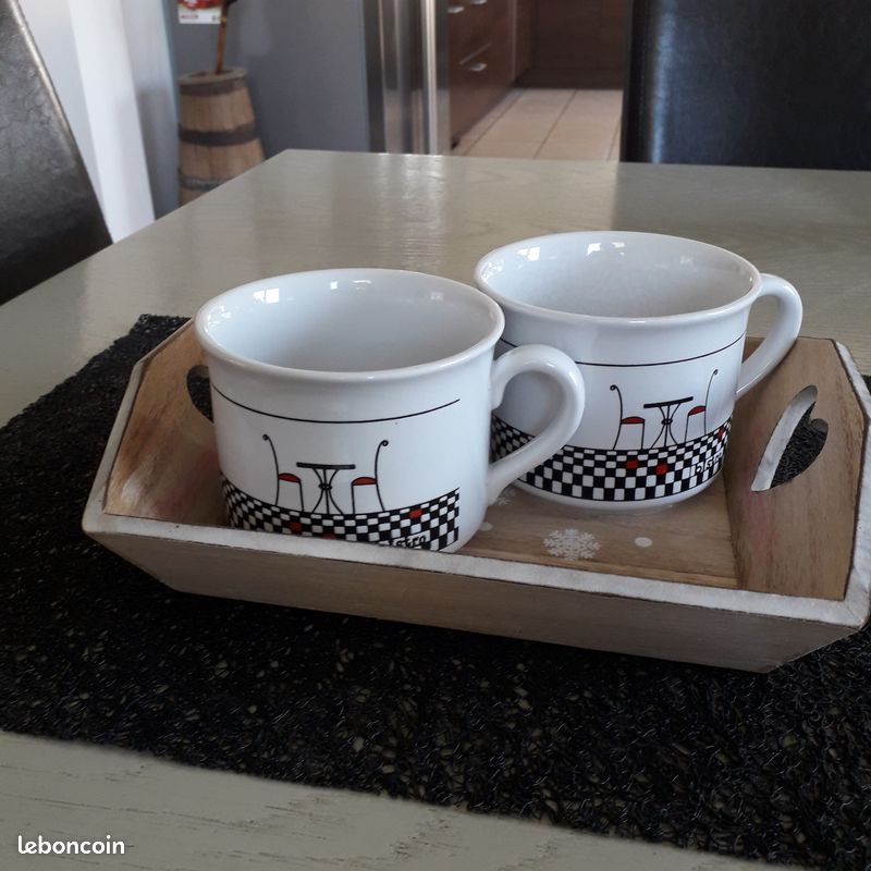 Tasses (image 1)