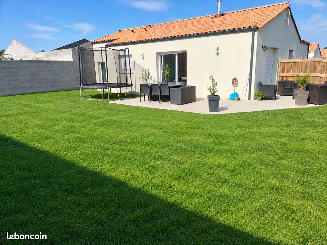 Maison 4 pièces 85 m² · à La Chapelle-Hermier · 85 m² · 242 900 €