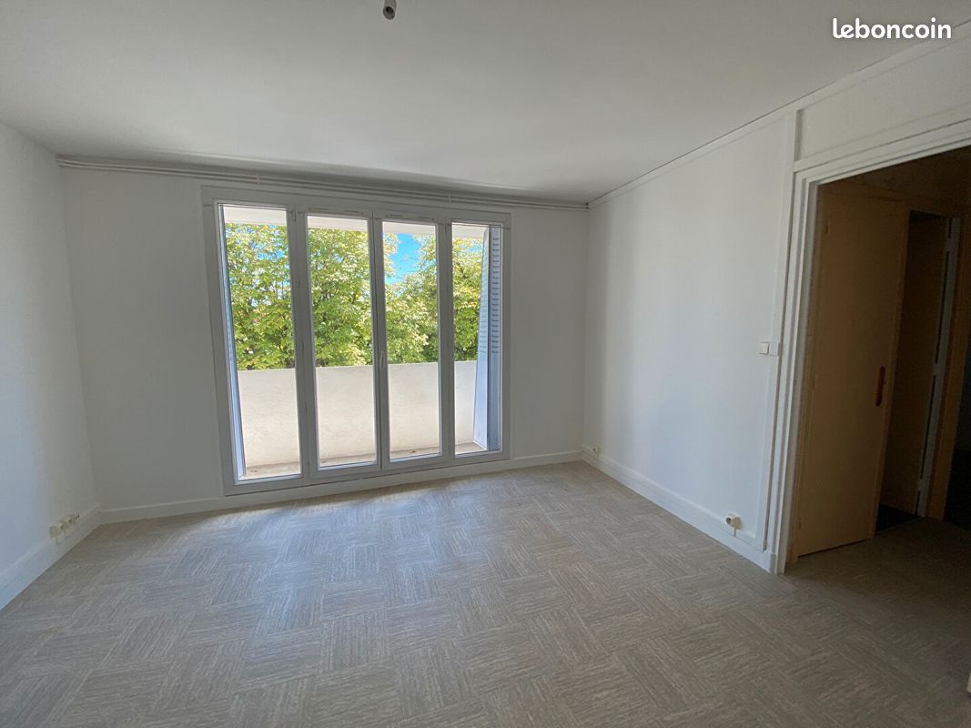 Appartement 3 pièces 55 m² · à Belleville-en-Beaujolais · 55 m² · 498 €/mois
