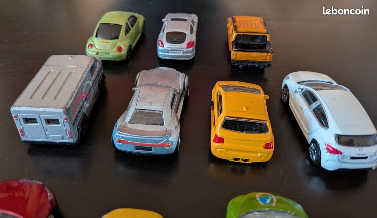 Lot de 11 petites voitures miniatures – Maisto, Fastlane, Norev, Majorette + Lamborghini Countach (image 6)