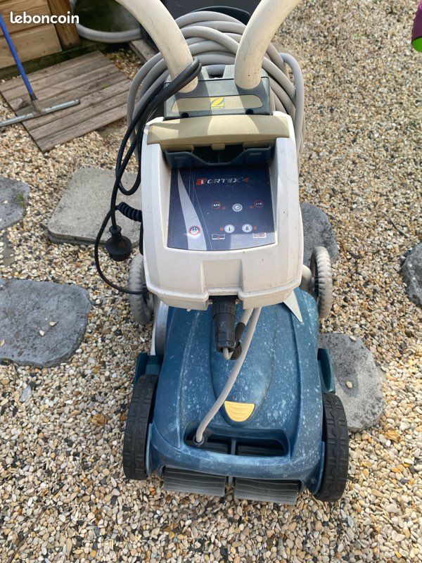 Aspirateur de piscine Zodiac (image 1)