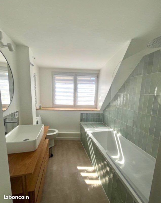 Appartement 2 pièces 47 m² · à Corbeil-Essonnes · 47 m² · 696 €