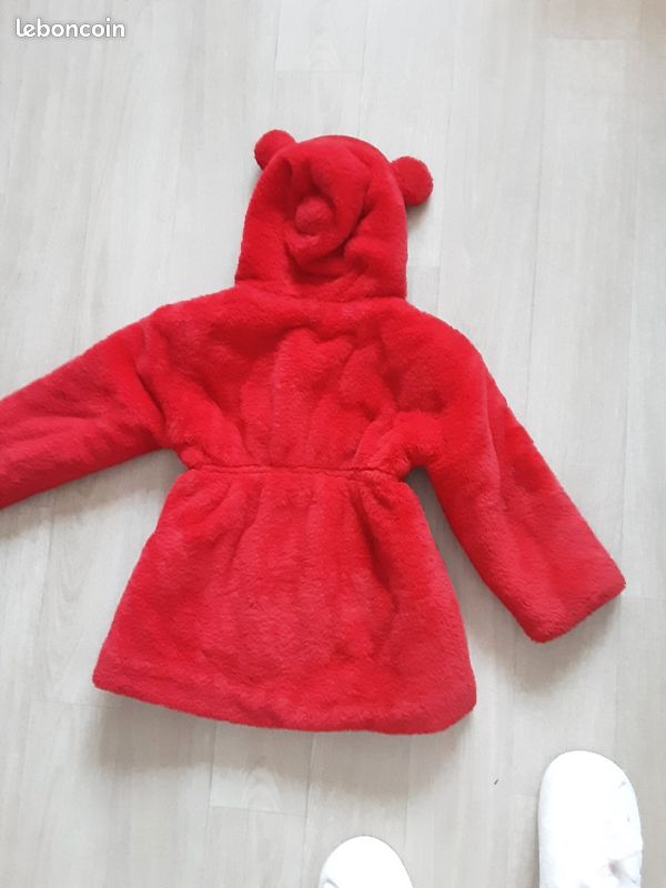 Manteau rouge très chaud (image 3)