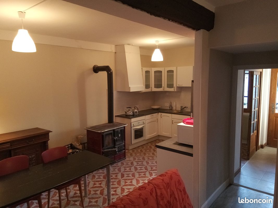Maison 4 pièces 70 m² · à Saint-Désert · 70 m² · 920 €