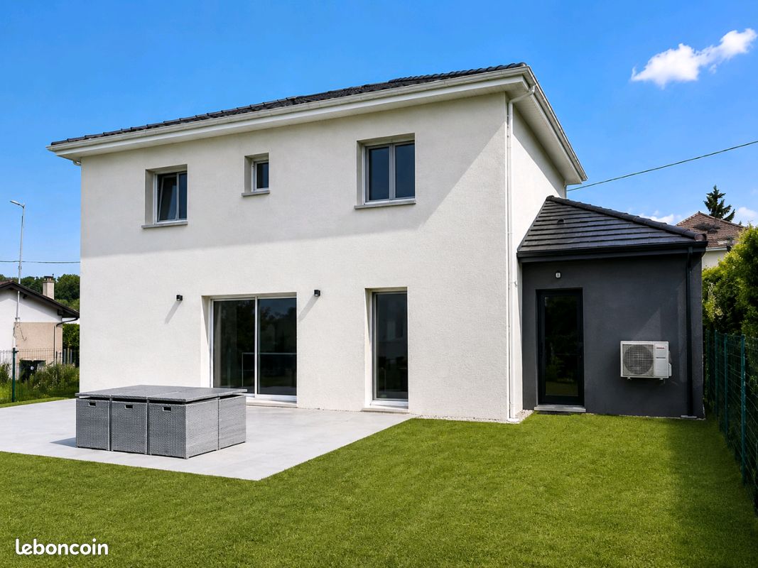 Maison 6 pièces 119 m² · à Saint-André-le-Gaz · 119 m² · 289 000 €