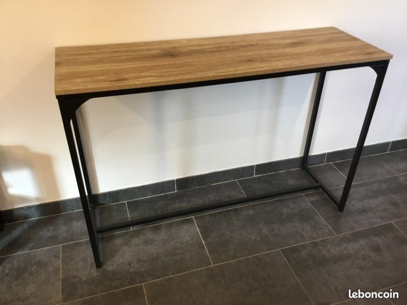 Table (image 1)