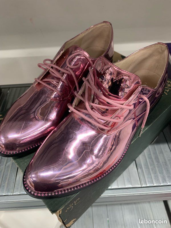 Derbies chaussure femme marque Mellow Yellow taille 38 Chaussures