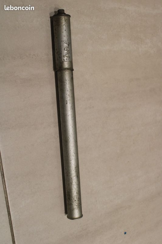 Pompe zefal tornade 32/30 cm ancien collection 1939-45 - Collection