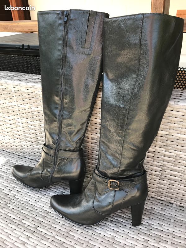 Bottes cuir noir quasi neuves (image 1)