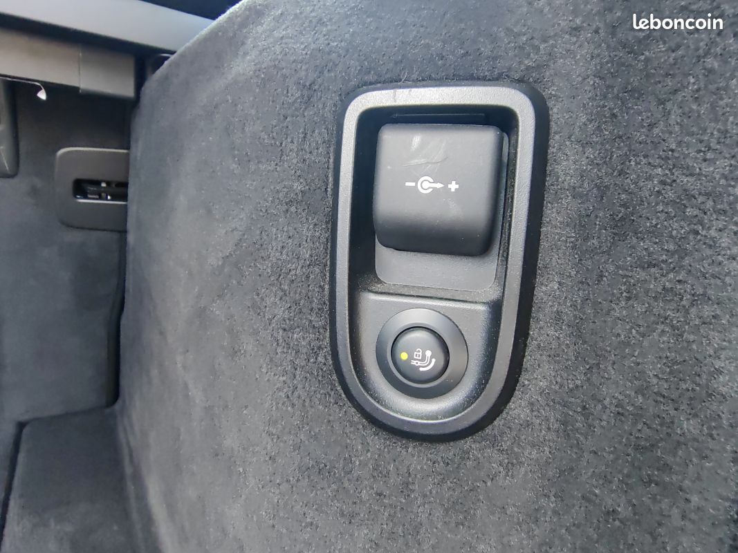 BMW Série 5 TOURING (G31) 530D XDRIVE 265 LUXURY TOIT PANO - GARANTIE 12 MOIS (image 30)