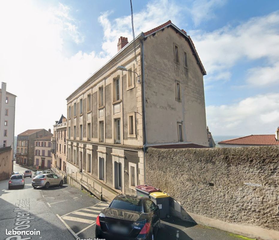 Appartement 2 pièces 51 m² · à Thiers · 51 m² · 25 000 €