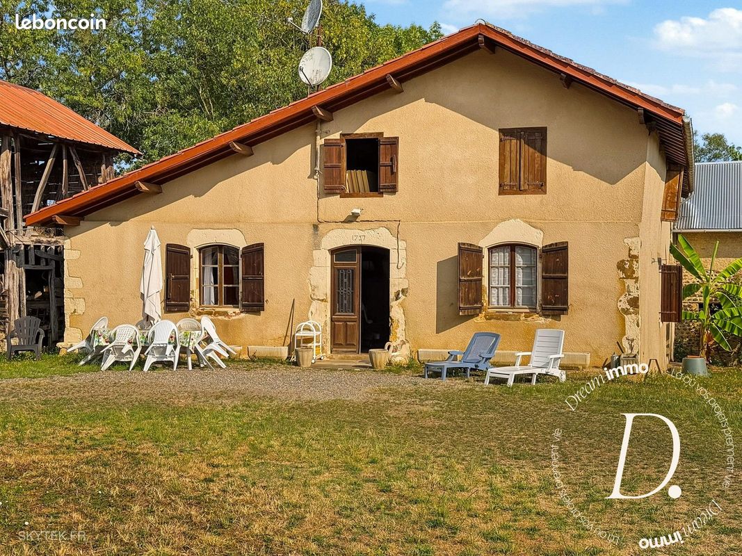 Maison 6 pièces 154 m² · à Plaisance · 154 m² · 179 000 €