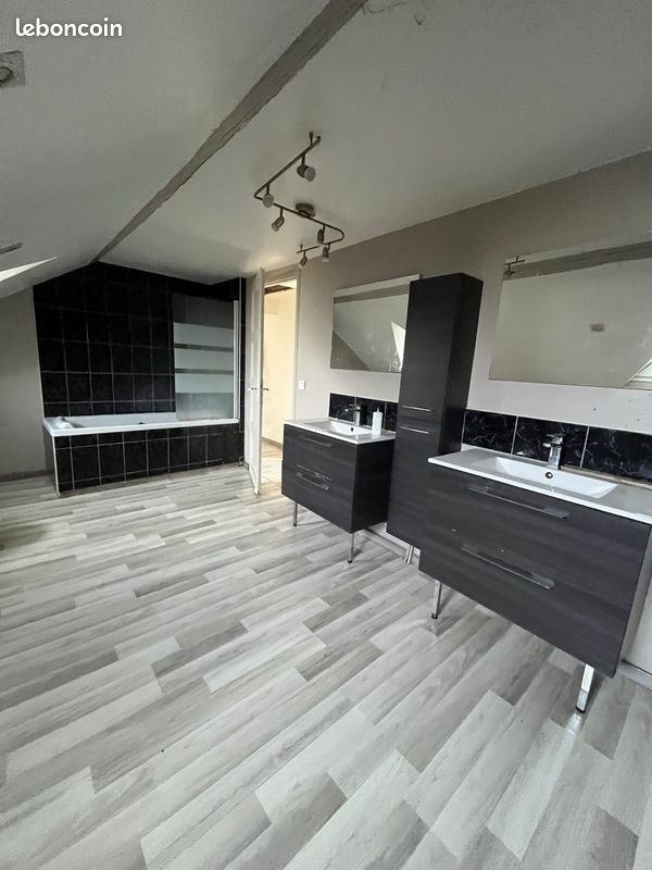 Maison 4 pièces 95 m² · au Cateau-Cambrésis · 95 m² · 54 000 €