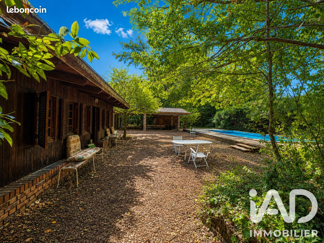 Maison 6 pièces 138 m² · à Saint-Fargeau-Ponthierry · 138 m² · 672 000 €