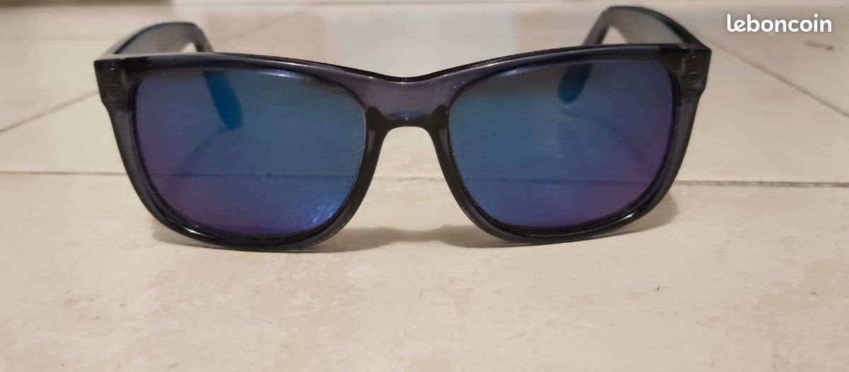 Lunette de soleil Rayban (image 1)