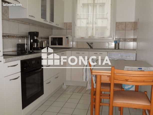 Appartement a louer courbevoie - 2 pièce(s) - 47 m2 - Surfyn