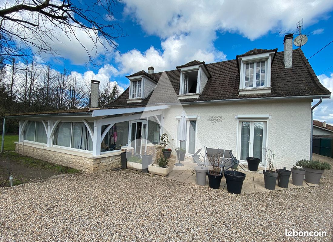 Maison 5 pièces 152 m² · à Moulin-Neuf · 152 m² · 216 000 €