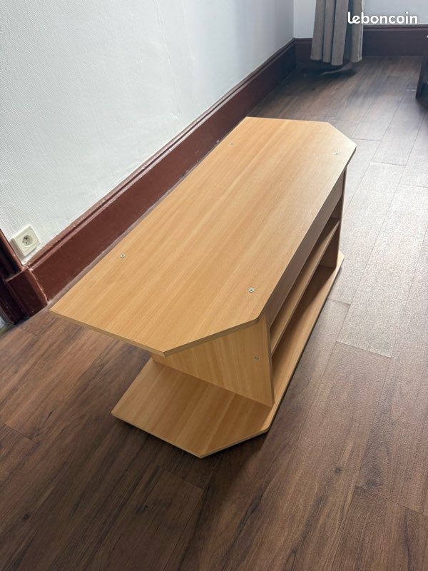 Meuble bas de TV en bois (image 1)