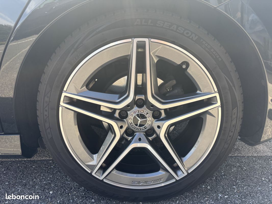 MERCEDES Classe A 200D AMG LINE 2.0 D 150 8G-DCT - GARANTIE 12 MOIS (image 26)