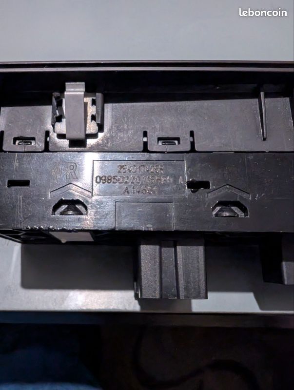 Bouton platine commande commodo interrupteur leve vitre renault espace 5 (image 2)