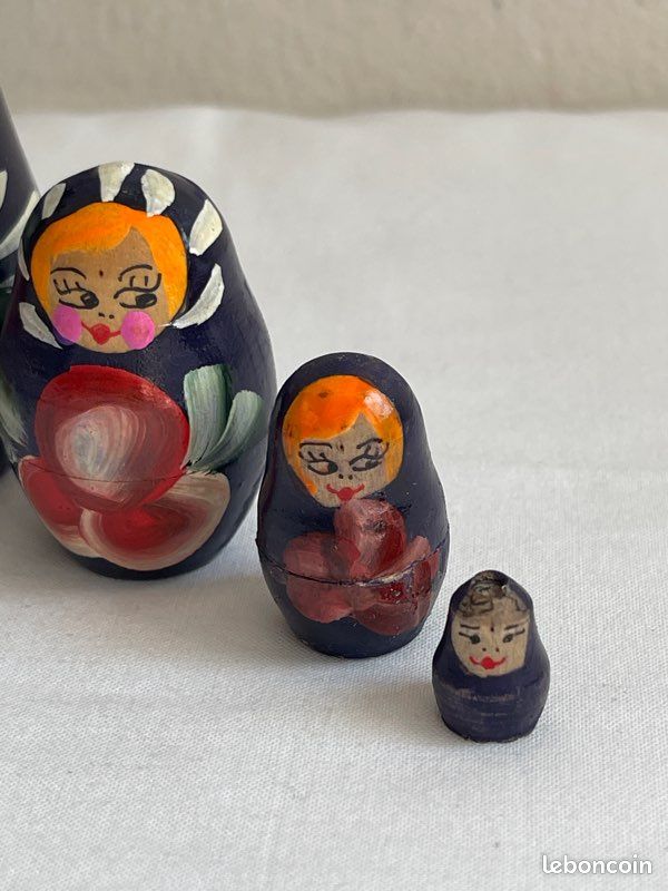 Grande Poupée Russe Matriochka Voronina - Peinture Noire Et Dorée Artistique, 5 Pièces