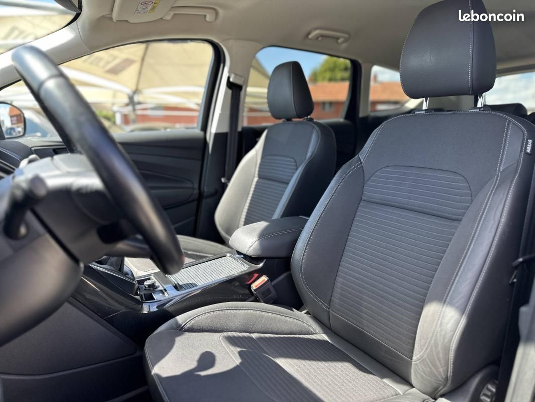 Ford Kuga II1.5 TDCi 120ch Stop&Start Executive4x2 (image 6)