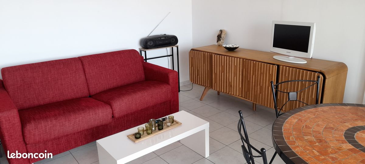APPARTEMENT TYPE 2 PERSONNES REZ DE JARDIN 44m2, VUE MER ENTIEREMENT MEUBLE, EQUIPE ET CLIMATISE, DRAPS FOURNIS, TERRASSE DE 19m2 ET PLACE DE PARKING (image 11)