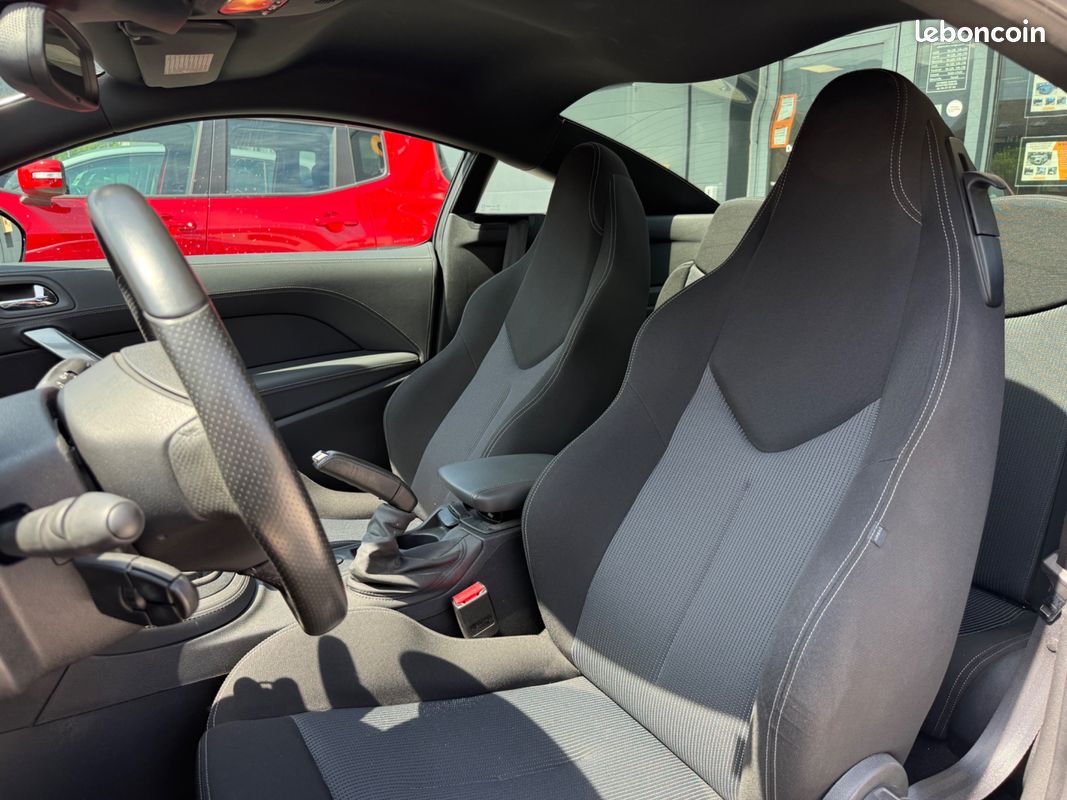Peugeot rcz 1.6 thp 200ch (image 5)