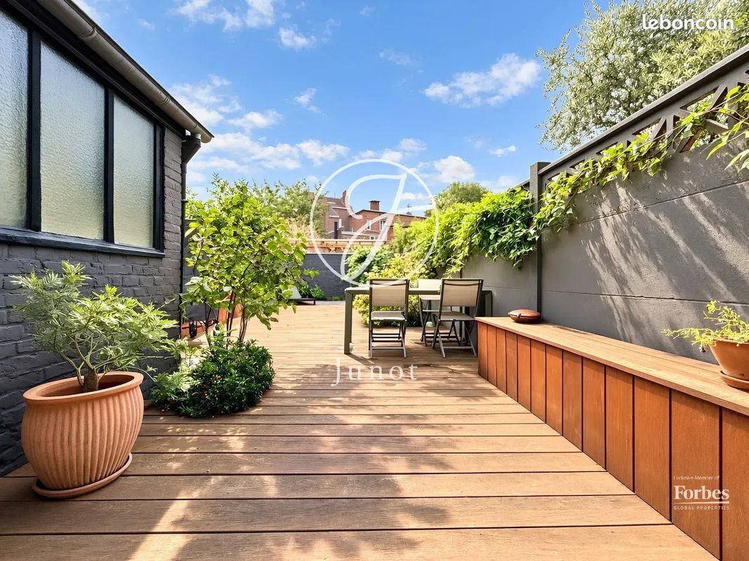 Maison 6 pièces 146 m² · à La Madeleine · 146 m² · 730 000 €