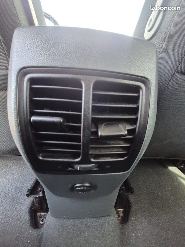 FORD C-Max Grand C-Max II 1.6 TDCi 115 cv 7 PLACES TRES BON ETAT (image 16)