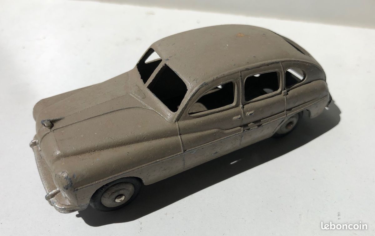 Dinky Toys boîte repro 24 Q ford vedette